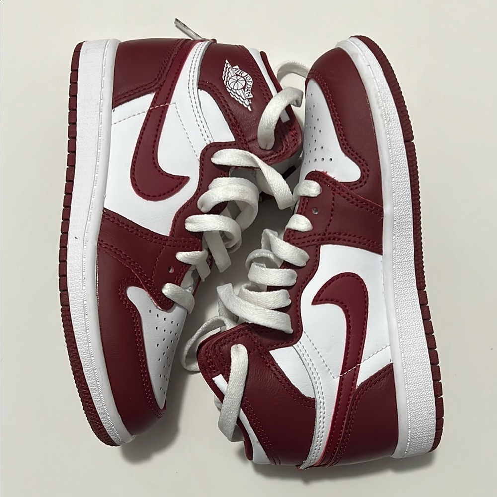Nike Kids Red and White Sneakers